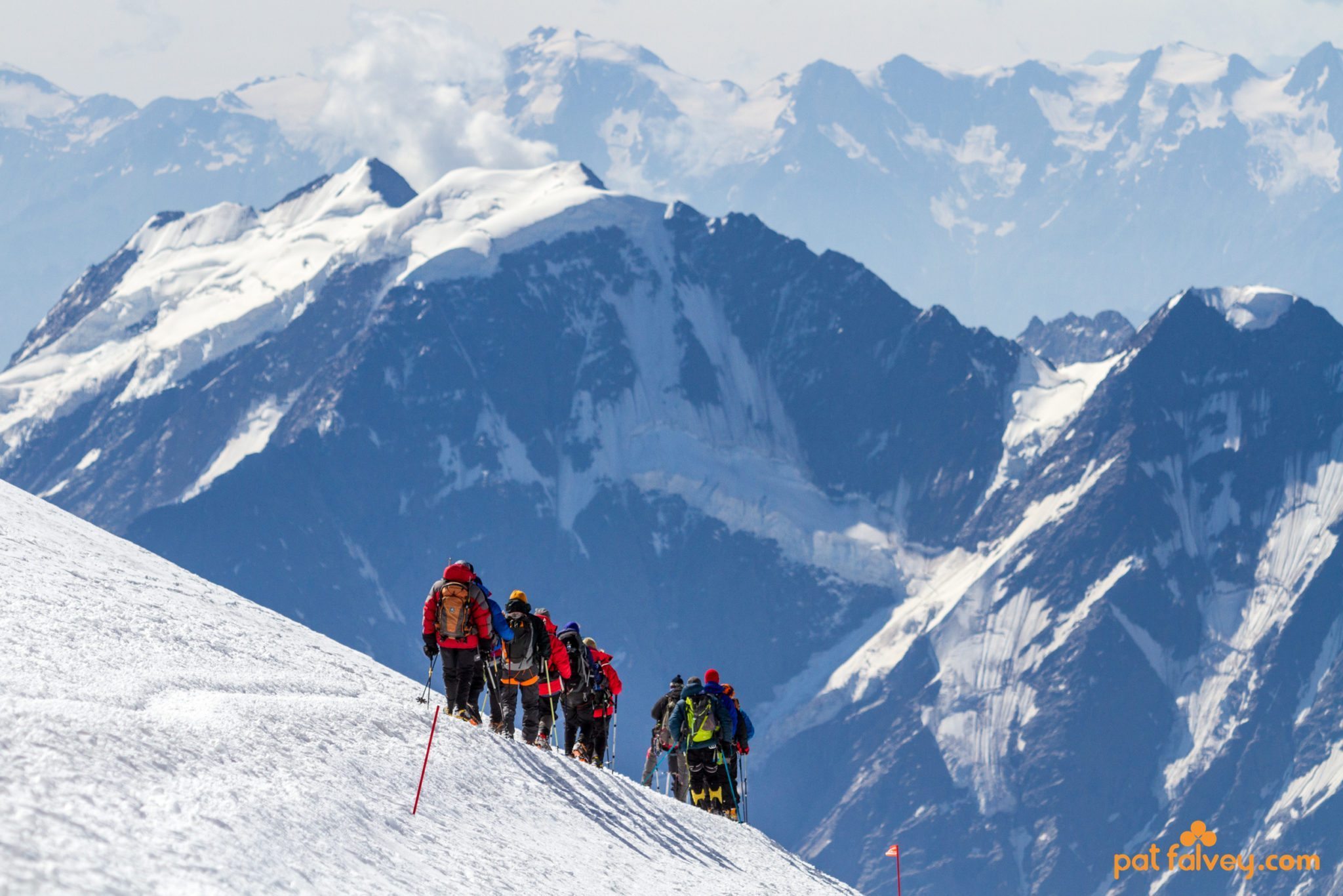 แนะนำยอดเขา Elbrus อีกหนึ่งพิกัดท่องเที่ยวที่น่าสนใจ เพราะนี่คือยอดเขา 